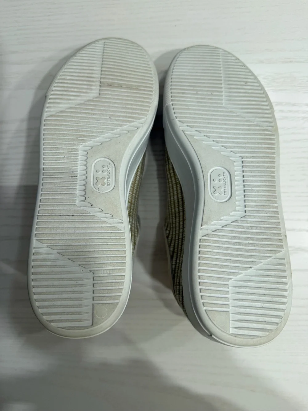 Russell & Bromley Woven Raffia and Suede Platform Slip-On Sneakers EU 38/US7.5-8